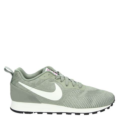 dames sneakers met stalen neus nike|nike sportschoenen dames.